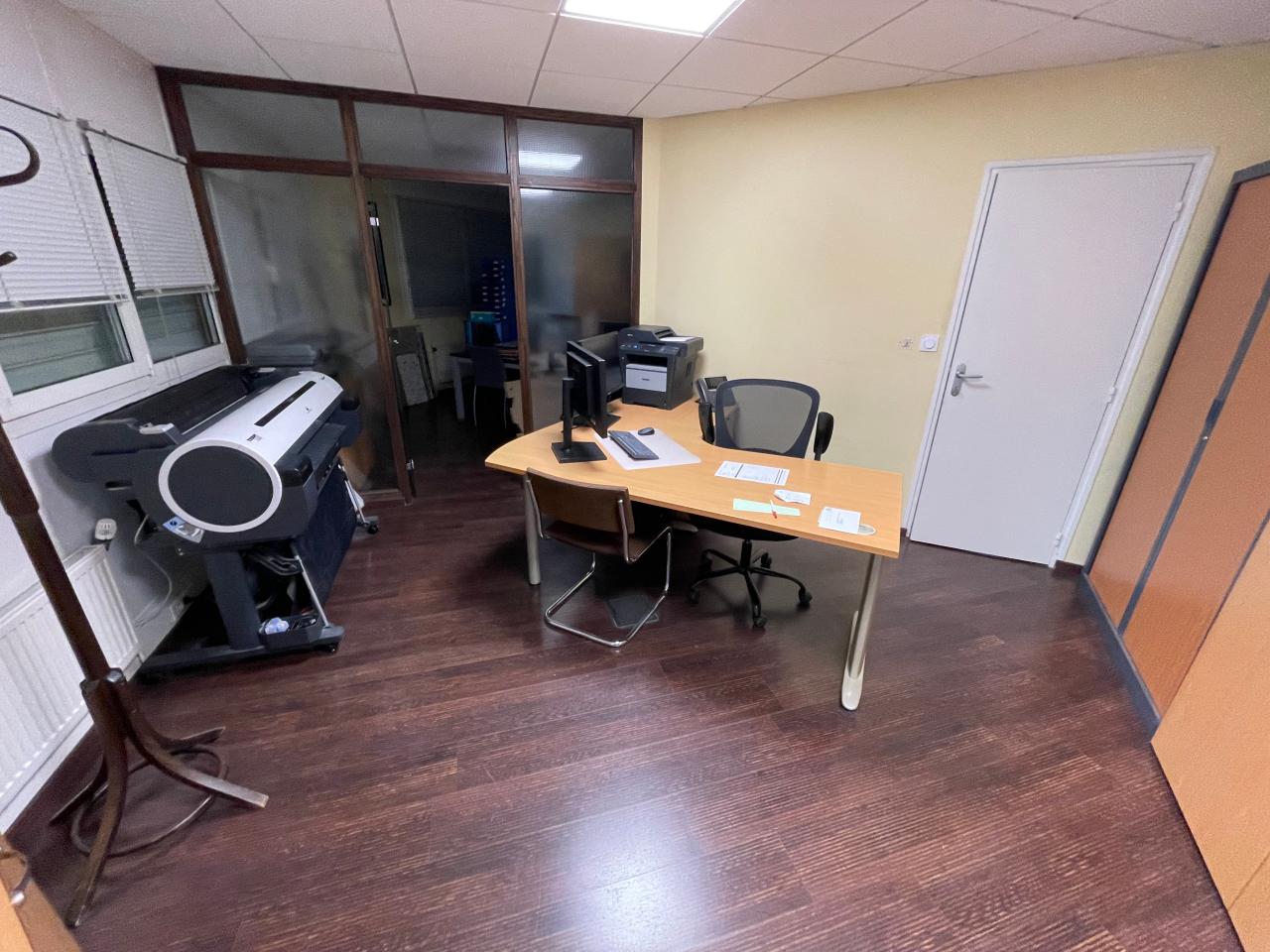 Local d'activité Bourgbarré 590m² Location local d'activité Bourgbarré Ille-et-Vilaine OLACT2531372 2